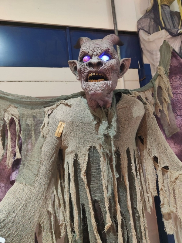 ESPA - Funny Fashion Automate Démon Animé De 210 Cm Avec Ailes Pour Une Décoration D'Halloween Terrifiante 2 ESPA - Funny Fashion Automate Démon Animé De 210 Cm Avec Ailes Pour Une Décoration D'Halloween Terrifiante – Image 2